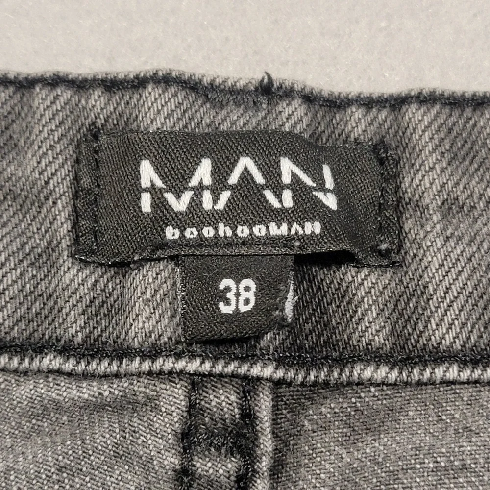 Boohoo MAN Jeans Gray Wash Denim Cargo Pant Mens Size 38 Button Fly Straight Leg